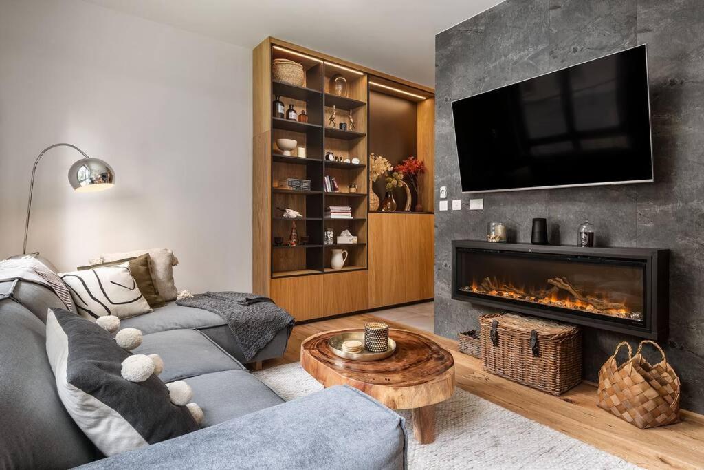 Luxury 2 Bedroom Mountain Escape Harrachov Exterior photo