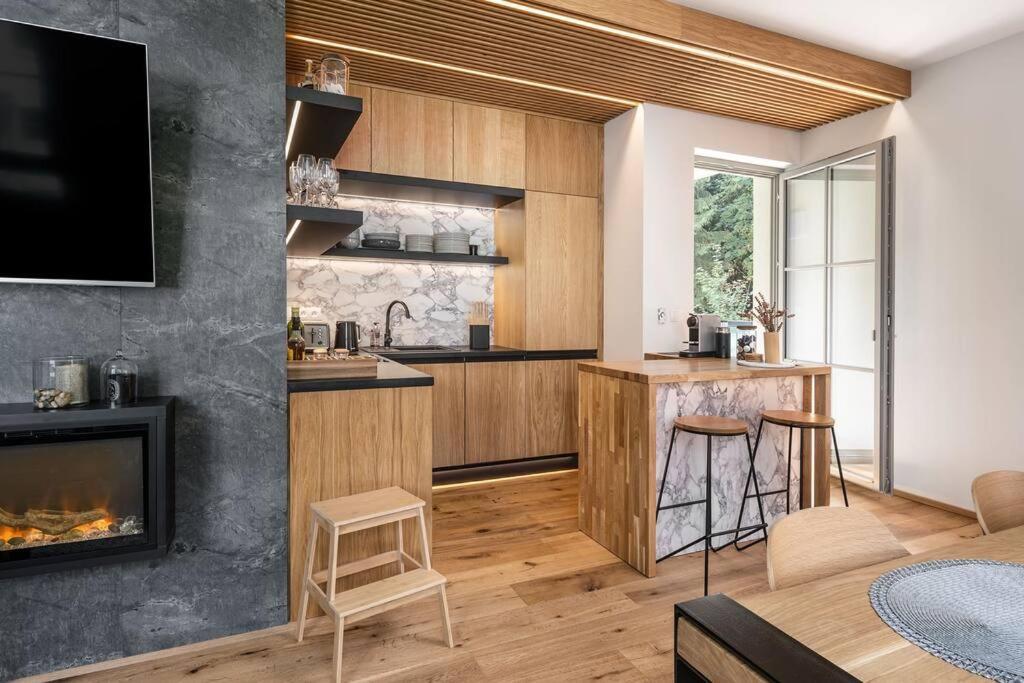 Luxury 2 Bedroom Mountain Escape Harrachov Exterior photo