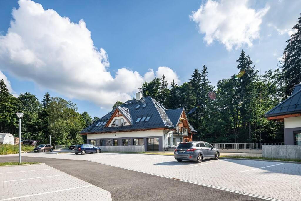 Luxury 2 Bedroom Mountain Escape Harrachov Exterior photo